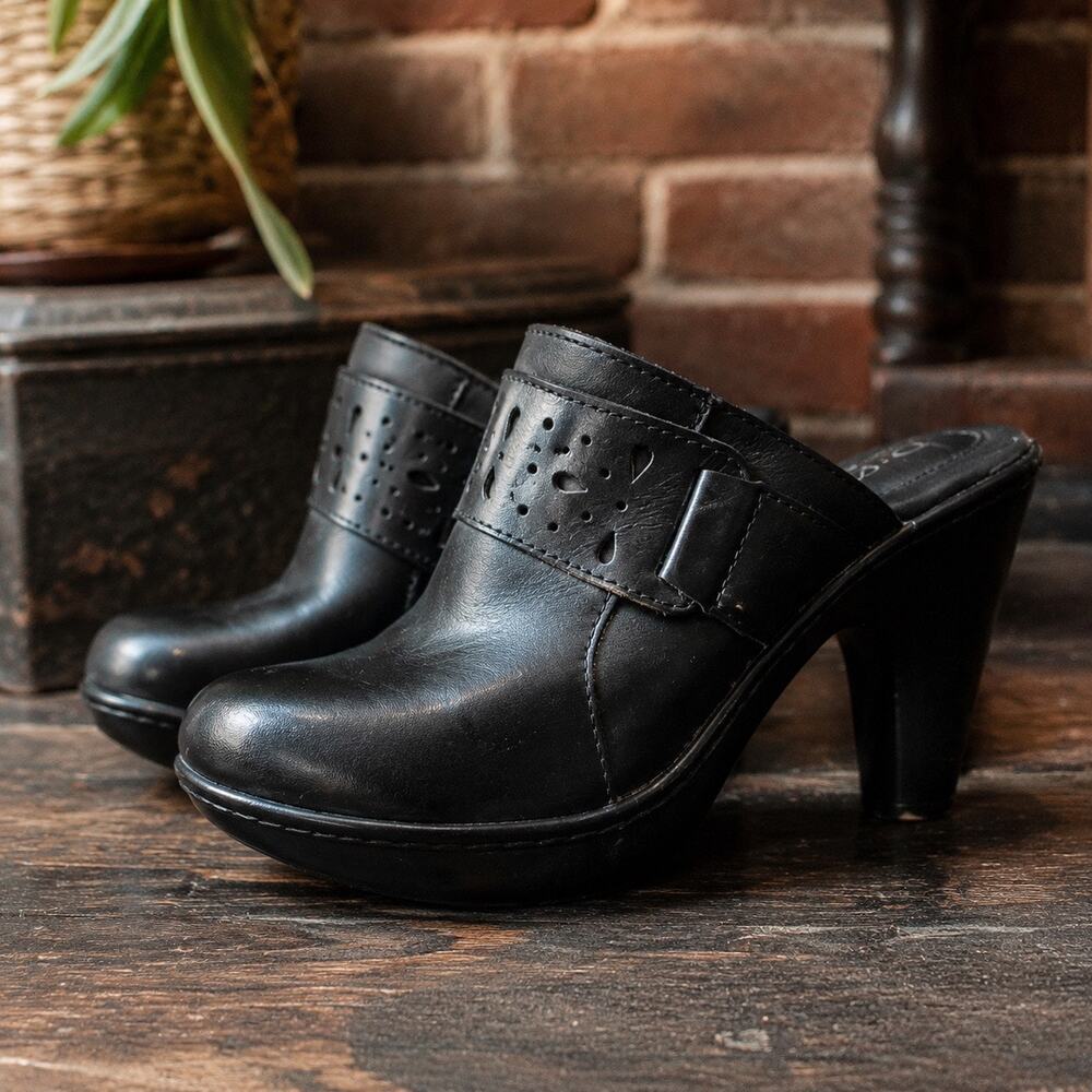 BOC Born Black Leather Cutout Platform Heeled Mules Size 7